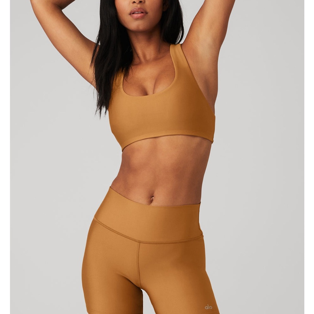 ALO Yoga Airlift Racerback and 5”inch short set- Toffee